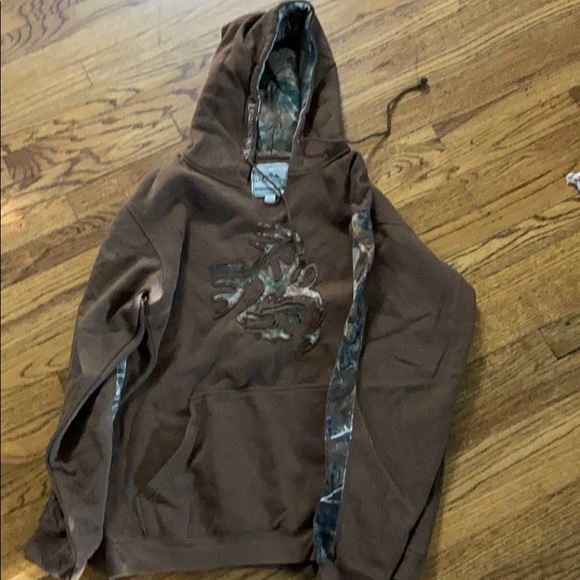 Legendary Whitetails Other - Legendary Whitetails pullover jacket Legendary Whitetails Other - Legendary Whitetails pullover jacket